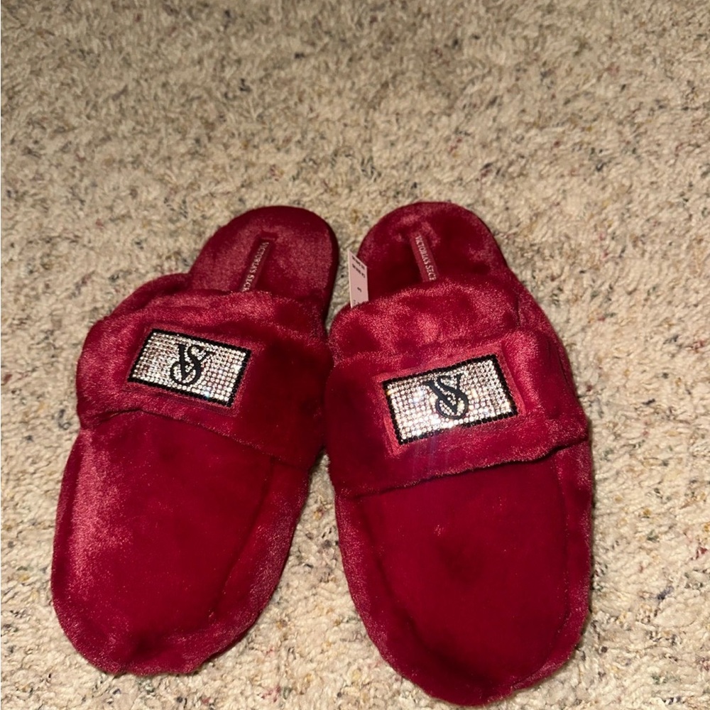 PINK Victoria's Secret Red Velvet Slippers with Rhinestone Detail size large❤️‍🔥